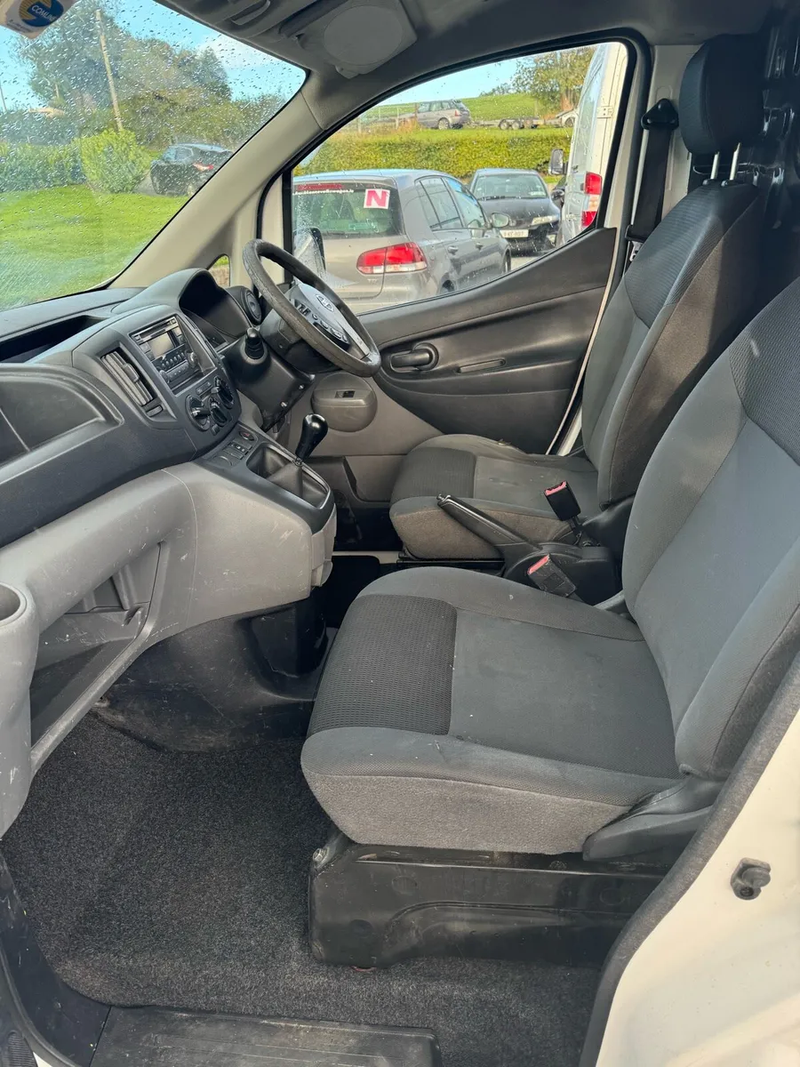 Nissan NV 200 2015 new doe 12 25 - Image 3