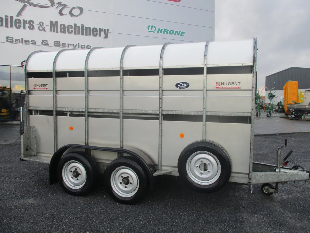 Nugent 12 x 6 livestock trailer as new - Image 3