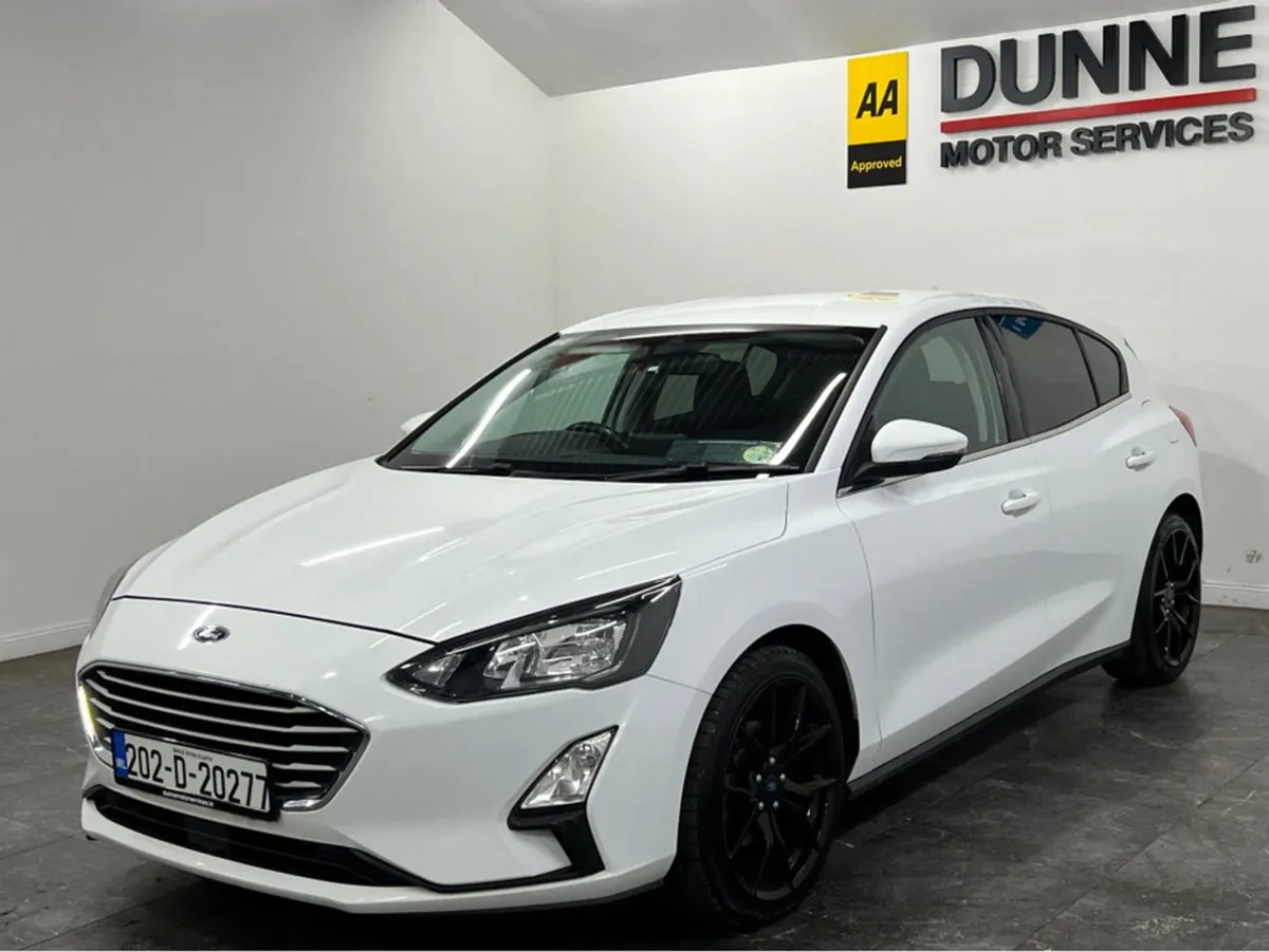 Ford Focus Great Spec 1.5 rear Camera nct11/26 12 - Image 4
