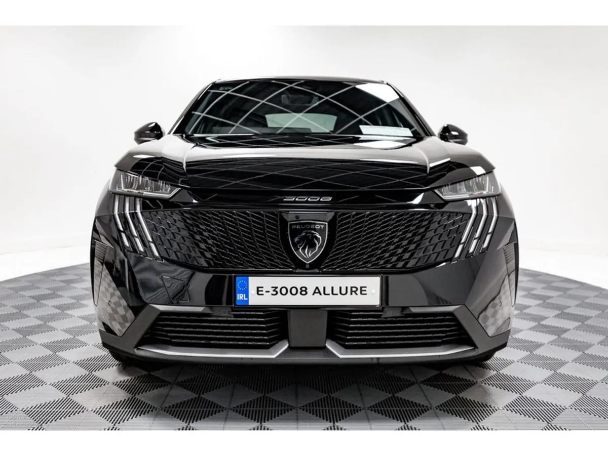 Peugeot 3008 Eallure 73kwh 210BHP - Protection Pa - Image 2