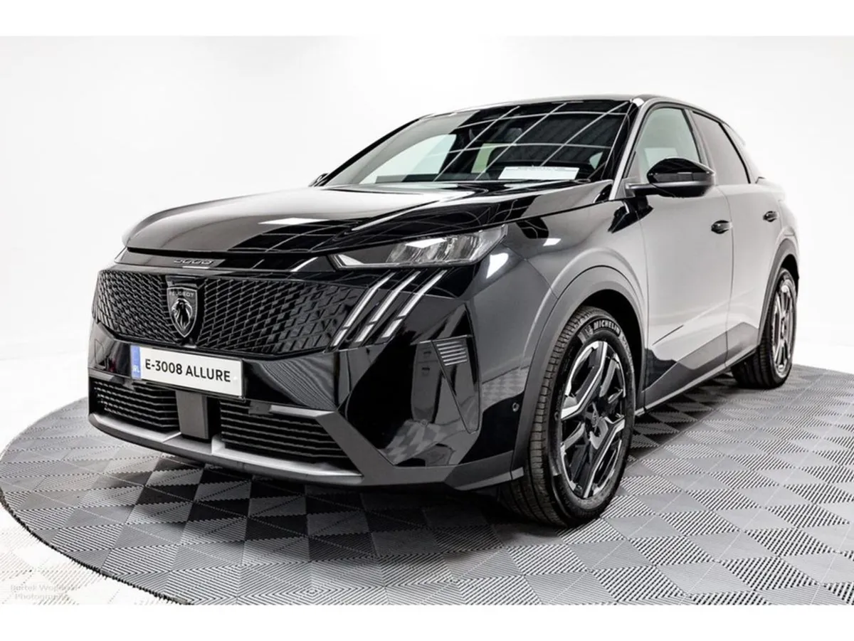 Peugeot 3008 Eallure 73kwh 210BHP - Protection Pa - Image 3