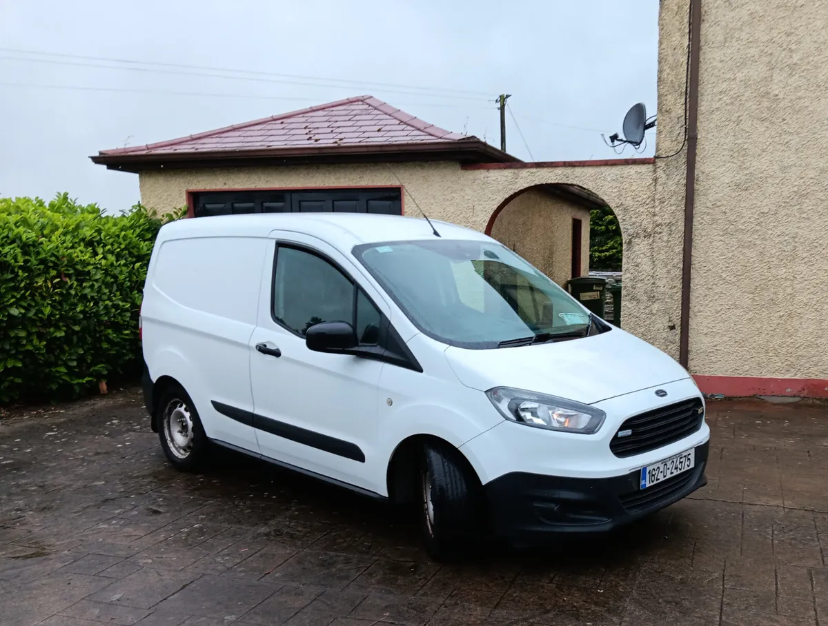 2016 ford transit courier - Image 1