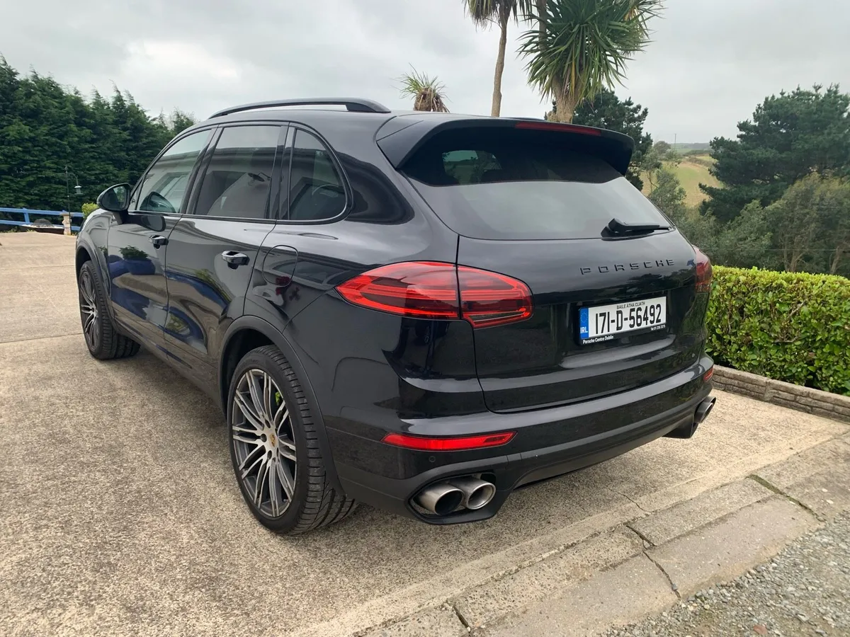 2017 Porsche Cayenne Hybrid  “”May P/x”” - Image 3