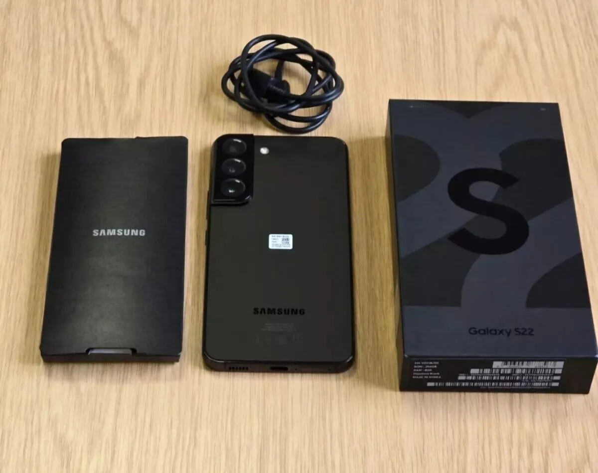 Samsung  S22 and S23 unlocked - Image 3