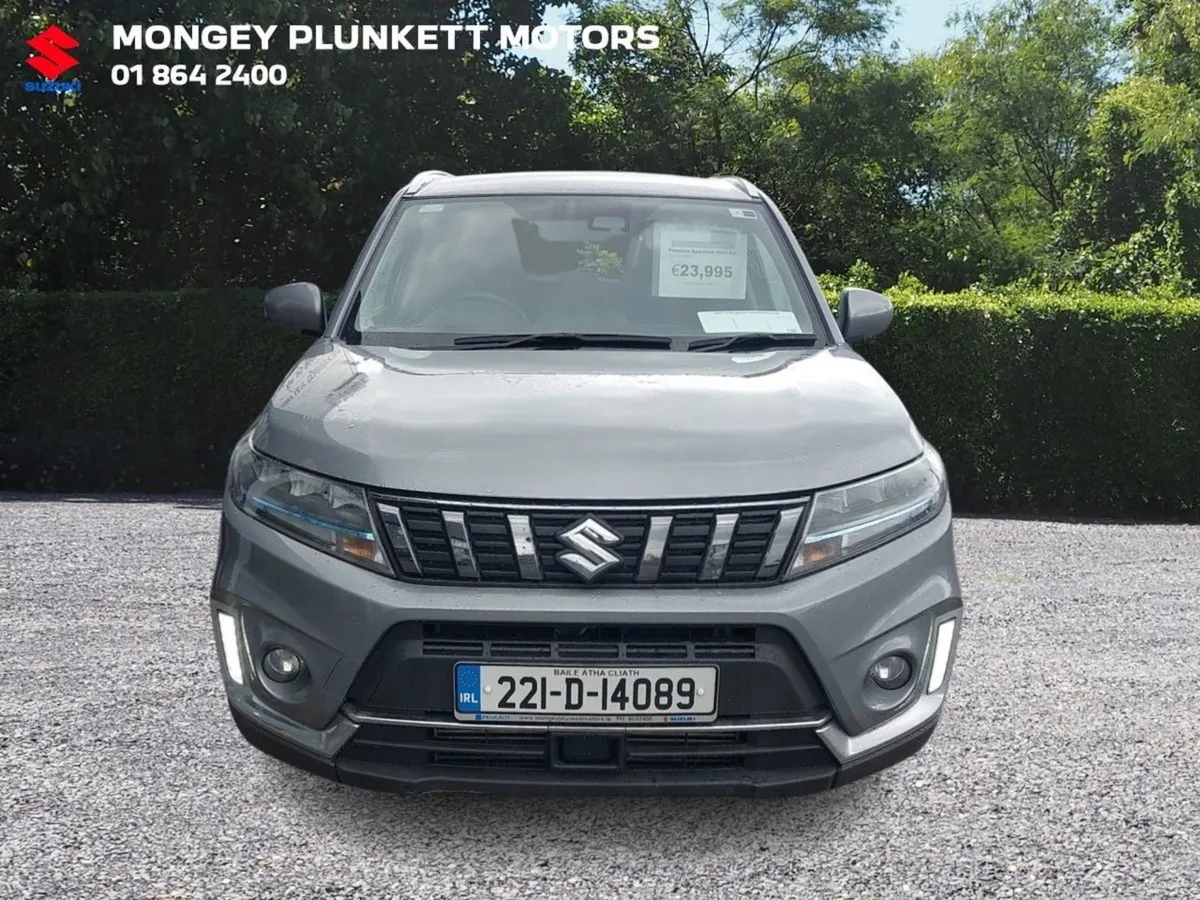 Suzuki Vitara SZT 1.4 Hybrid - Image 2