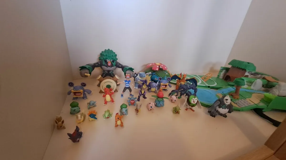 Pokemon  bundle - Image 1