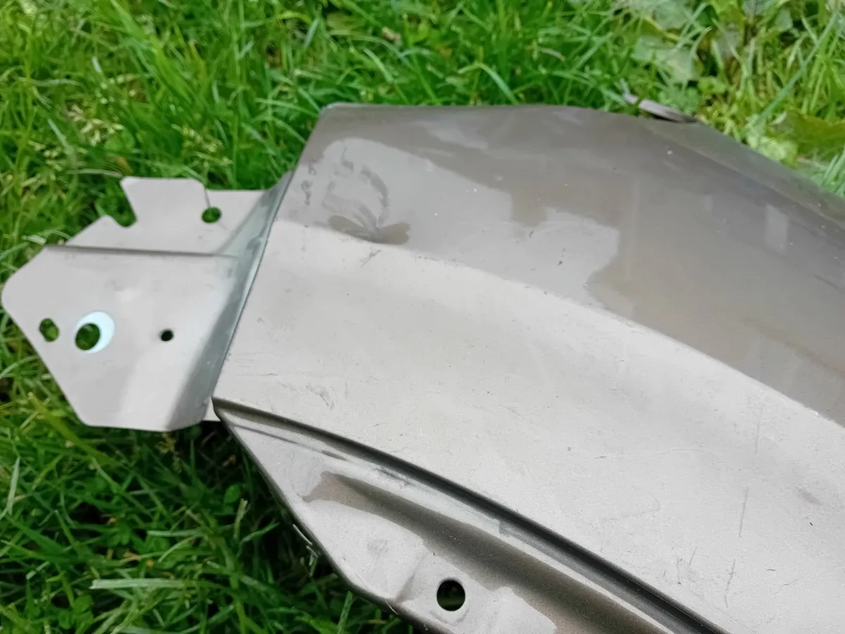 KADJAR, MEGANE 2015 - 2021 BUMPER, WING - Image 3