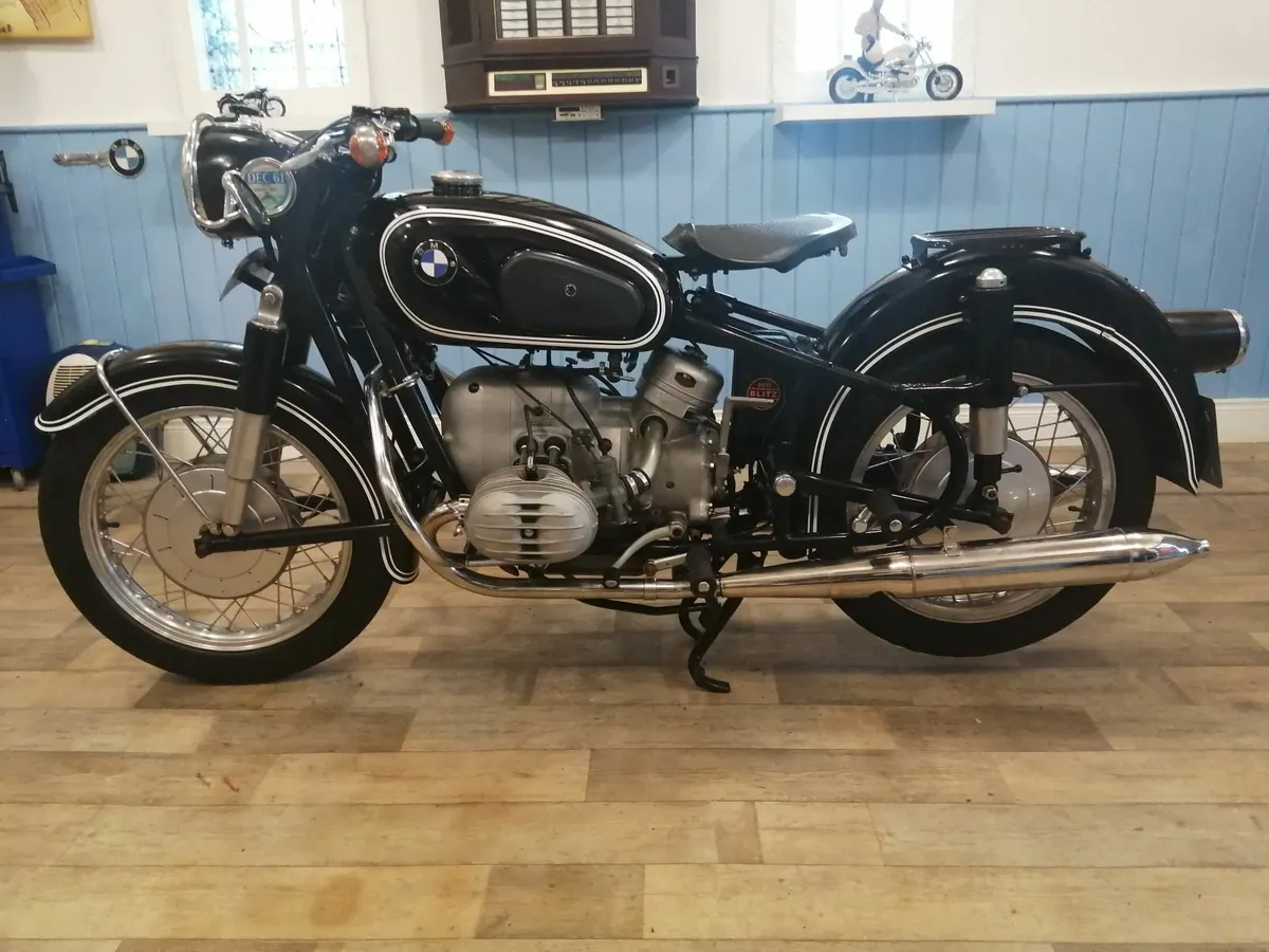 Classic Vintage BMW Motorcycle. R50/2 Year 1961 - Image 1