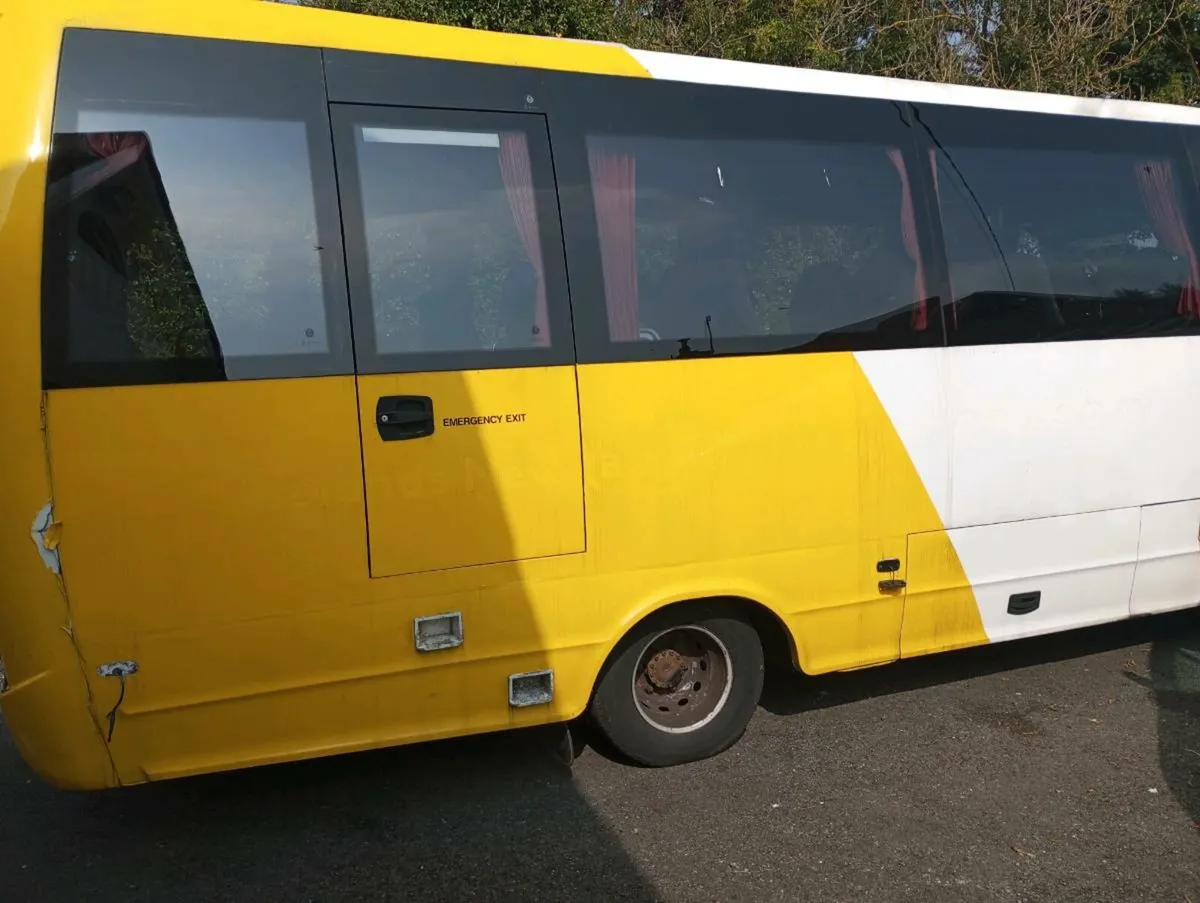 2006 iveco daily bus 28 seater - Image 2