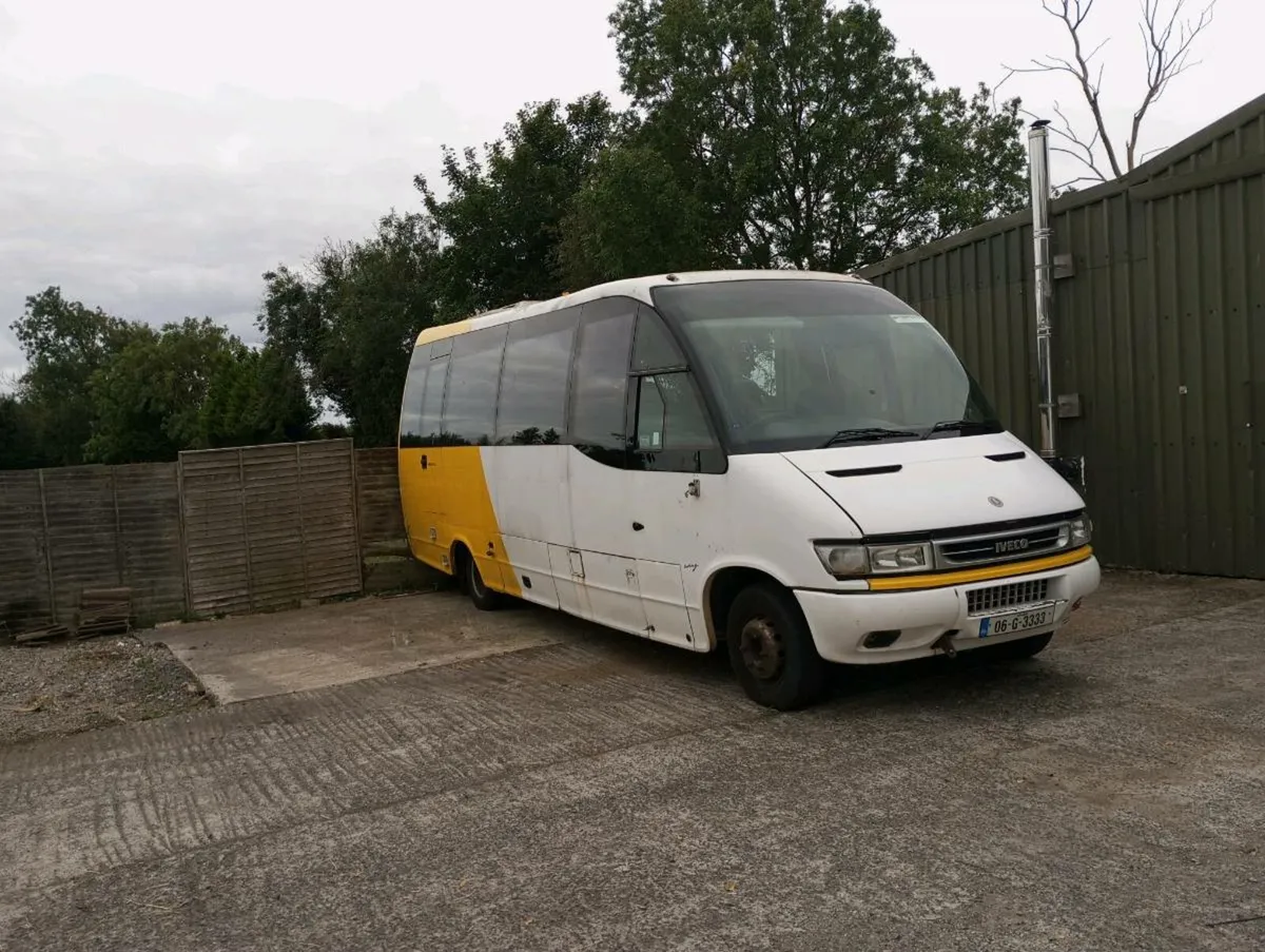 2006 iveco daily bus 28 seater - Image 1