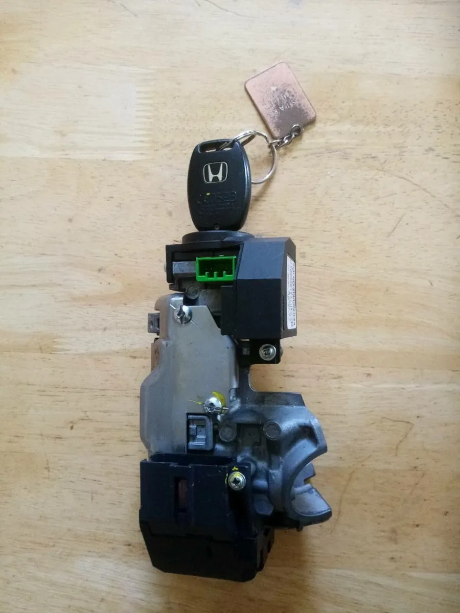 Honda Stream ignition 2007/2012 and cover - Image 1