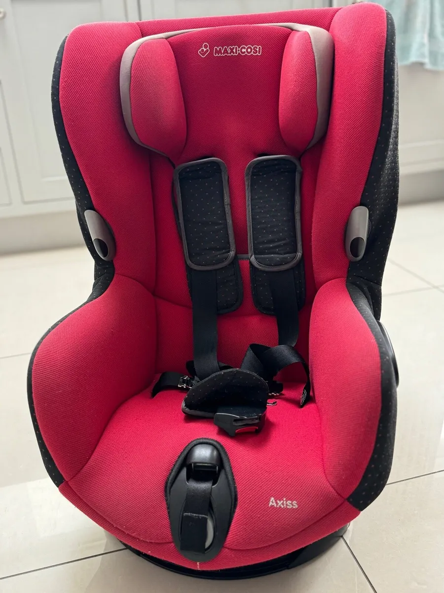 Maxi Cosi Axiss Car Chair Swivelling 360 chair for sale in Co. Dublin for 50 on DoneDeal