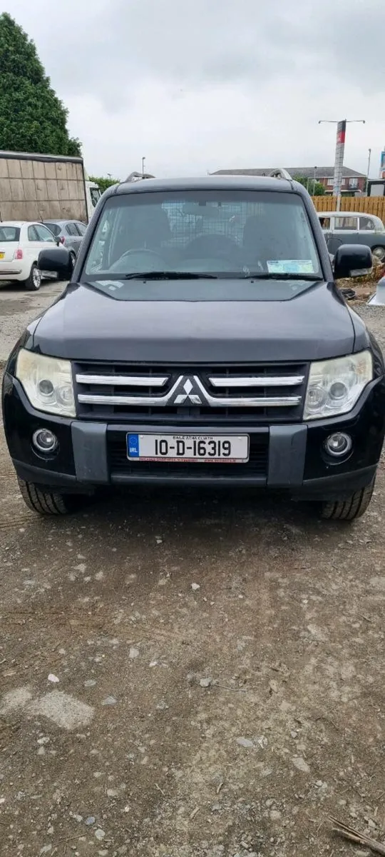 Mitsubishi pajero lwb - Image 1