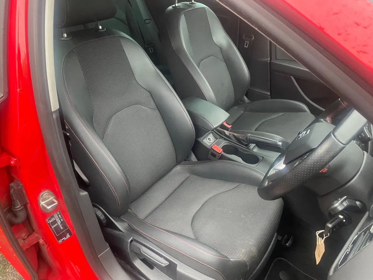 Seat Leon FR 2015 1.6 TDI - Image 3