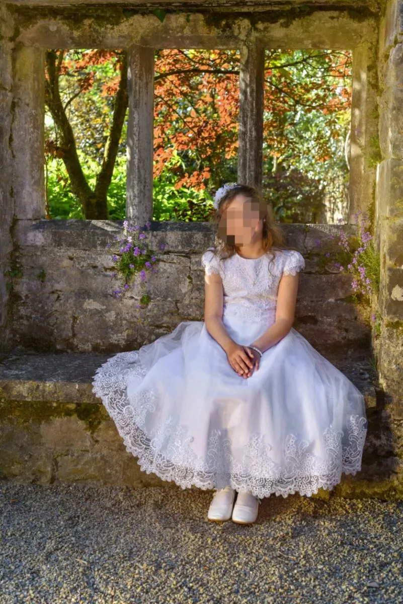 Communion Dress and accessories - Image 4