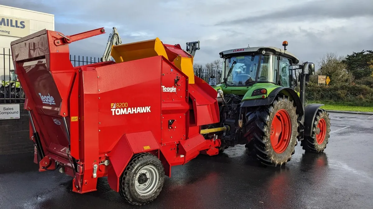 New Teagle 8200 Straw Blower - Image 3