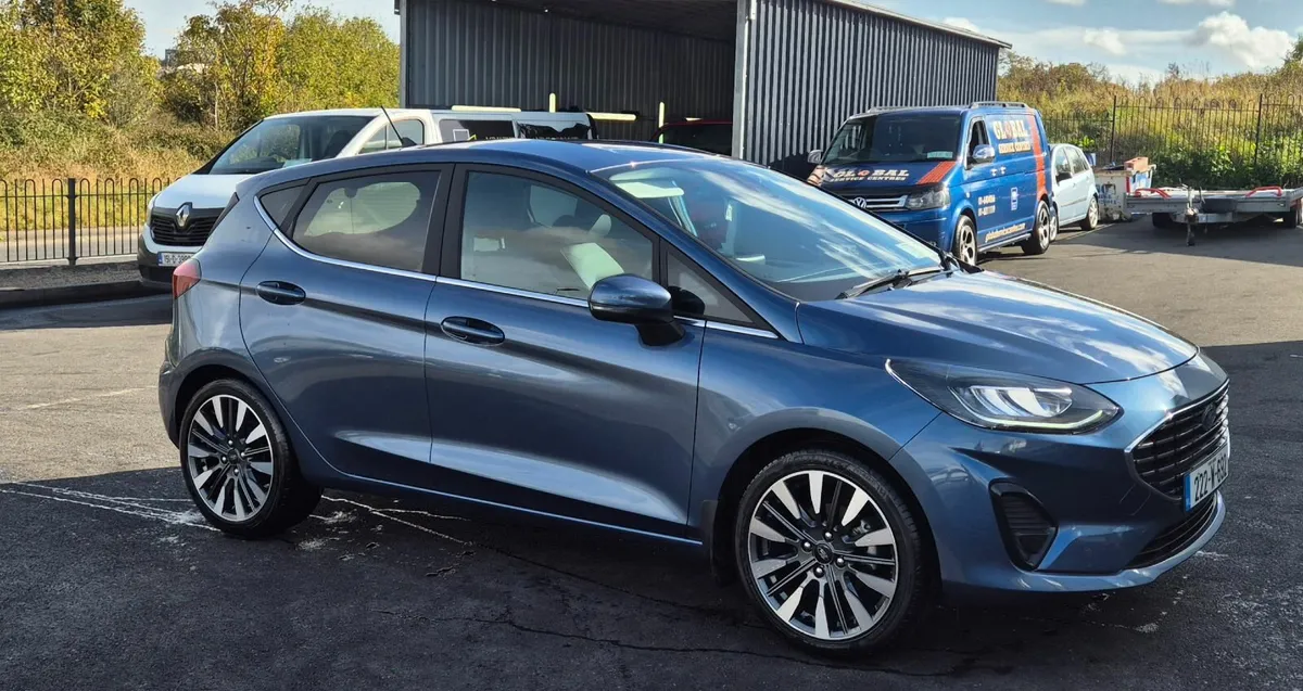 Ford Fiesta 1.0 EcoBoost  mHEV 125bhp  Vignale - Image 2