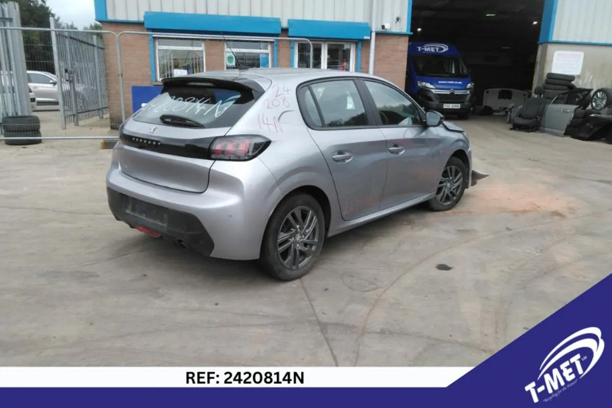 2022 PEUGEOT 208 BREAKING FOR PARTS - Image 2