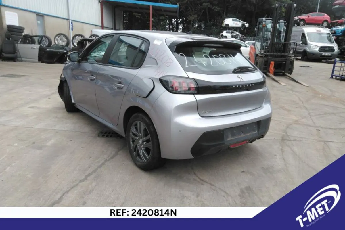 2022 PEUGEOT 208 BREAKING FOR PARTS - Image 1