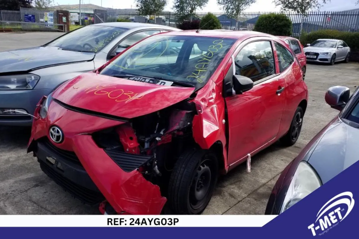 2018 TOYOTA AYGO X BREAKING FOR PARTS - Image 4