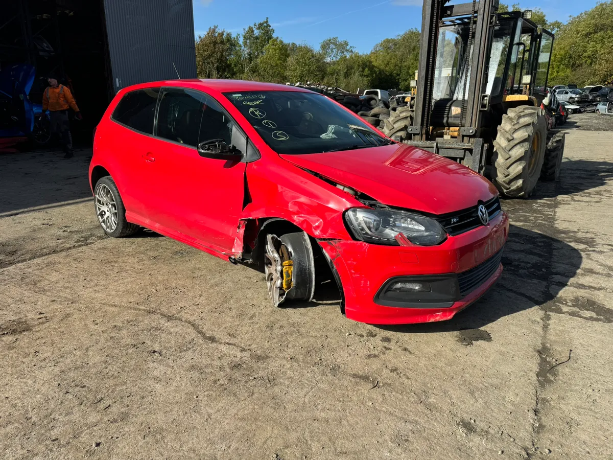 Breaking 2014 Volkswagen polo r-line 1.2 - Image 4