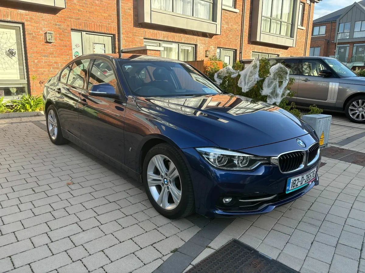 BMW 3-Series 2018 - Image 3