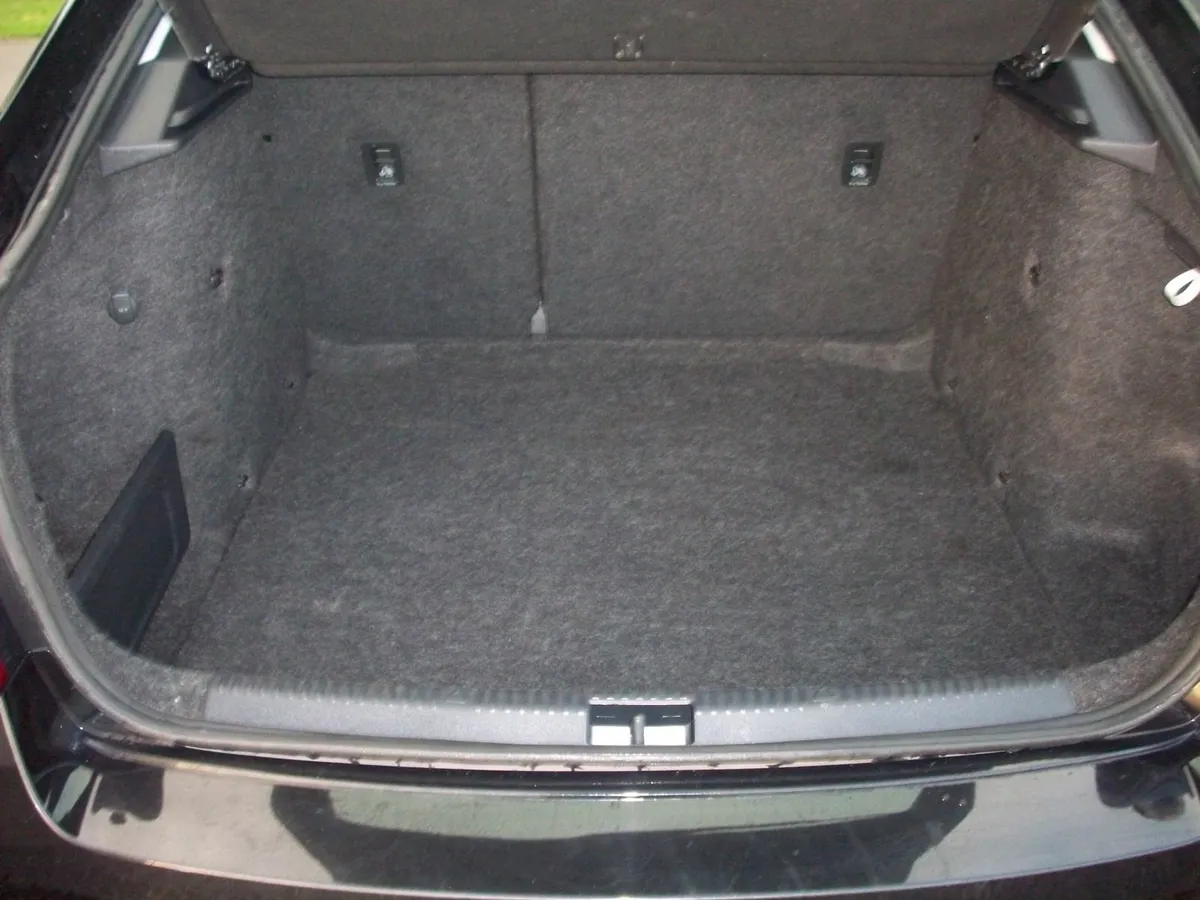Skoda Octavia  Ambition  1.6tdi 2020 - Image 2