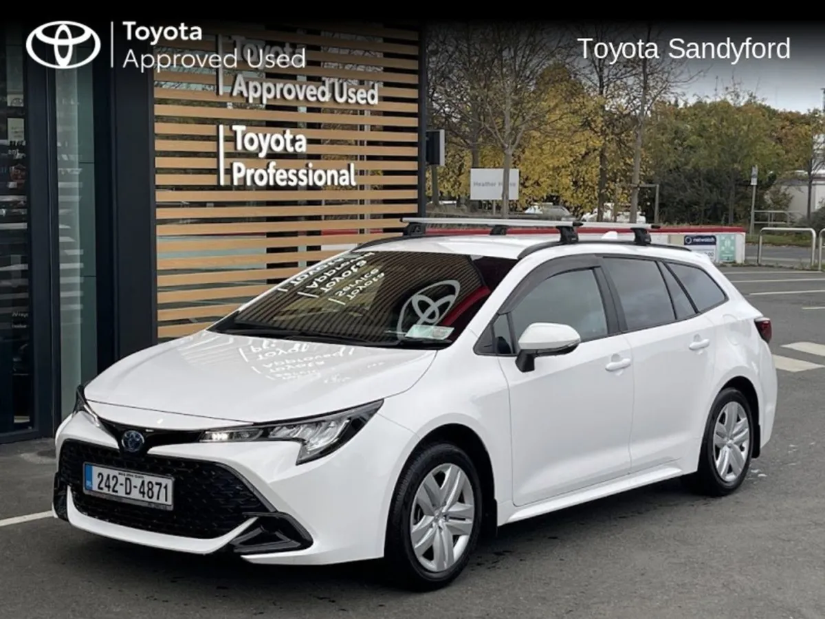 Toyota Corolla Commercial VAN Hybrid Estate Profe - Image 4