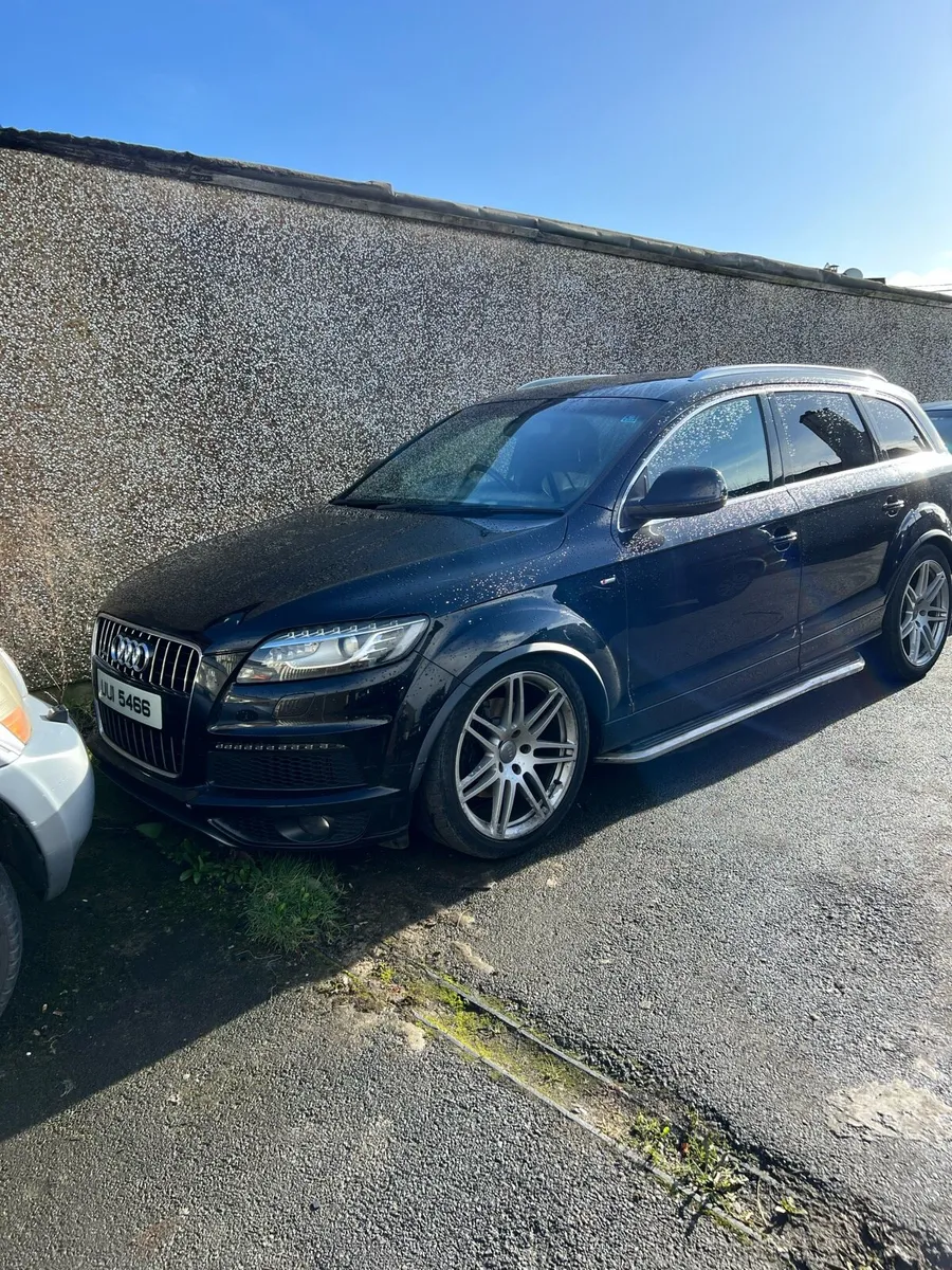 2010 Audi Q7 Sline3.0 automatic for parts - Image 4