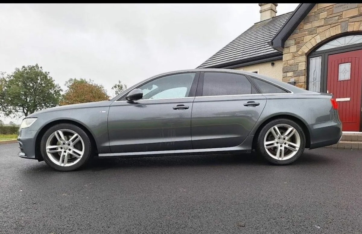 Audi A6 2014 - Image 1