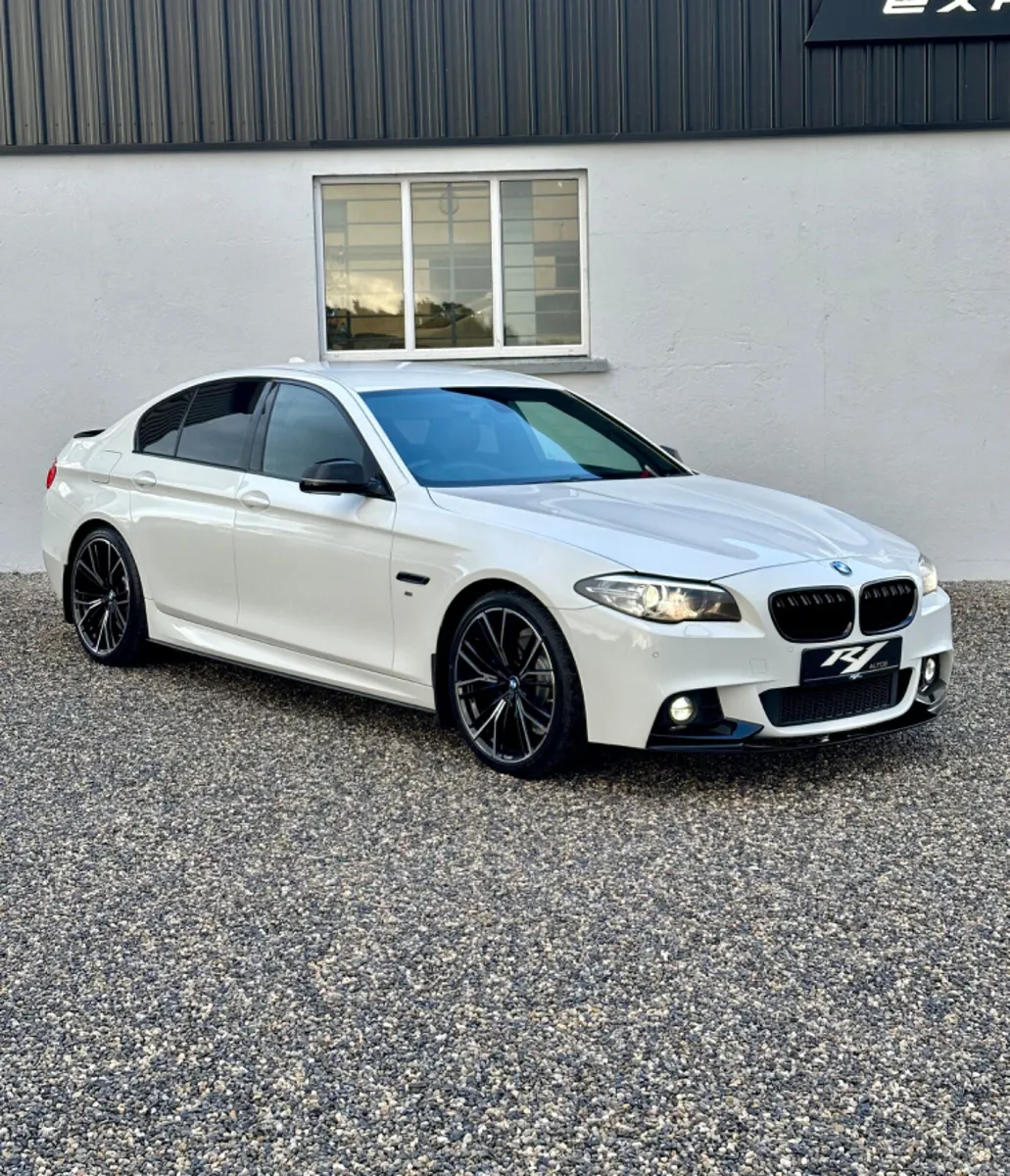 2016 BMw 520D MSPORT AUTO MPERFORMANCE - Image 2