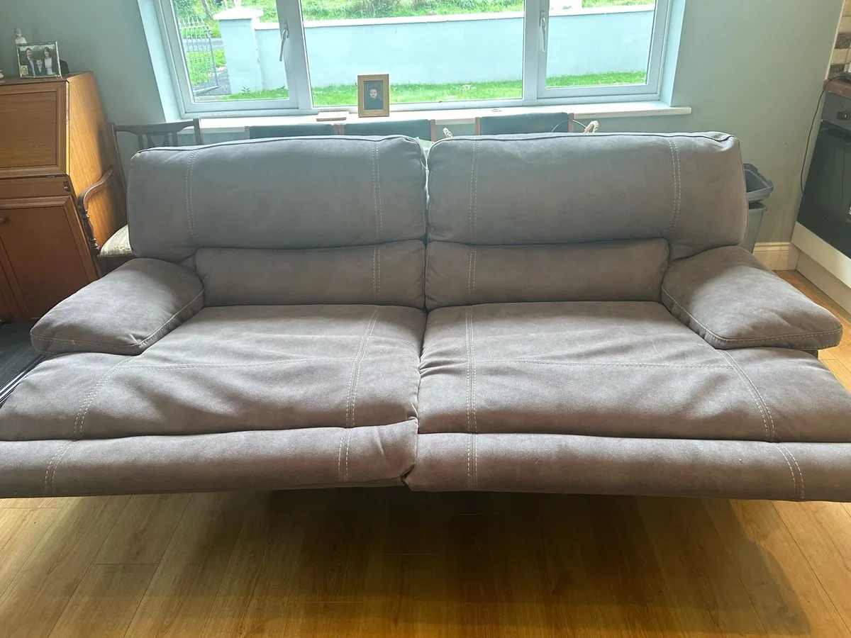 Bradford 3 Seater Couch - Image 4