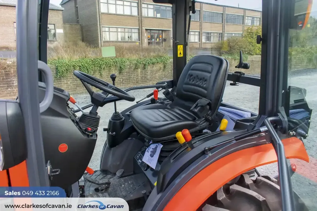 New Kubota B2261 Cab - Image 3