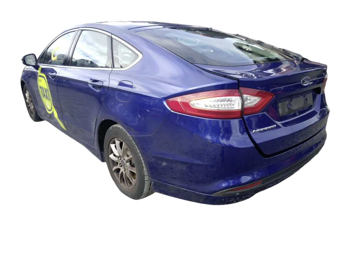 2015 FORD MONDEO For Breaking/Dismantling - Image 4