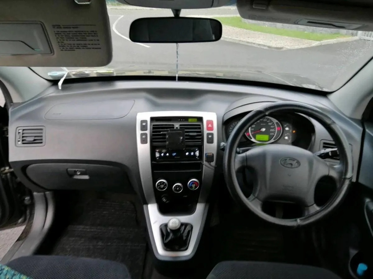 Hyundai Tucson 2007 5DR 2L Petrol SUV - Image 3