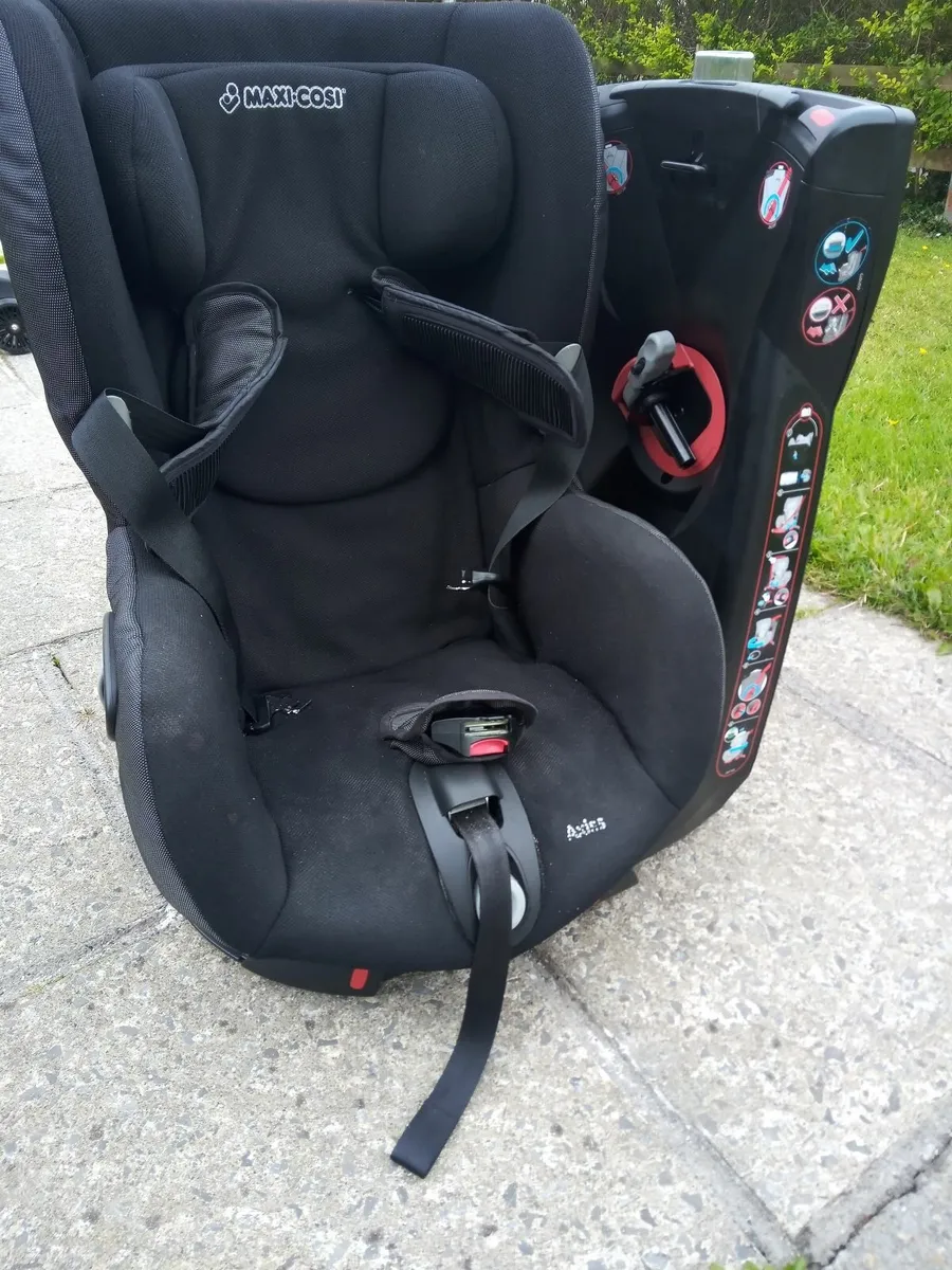 Car Seat - Image 1