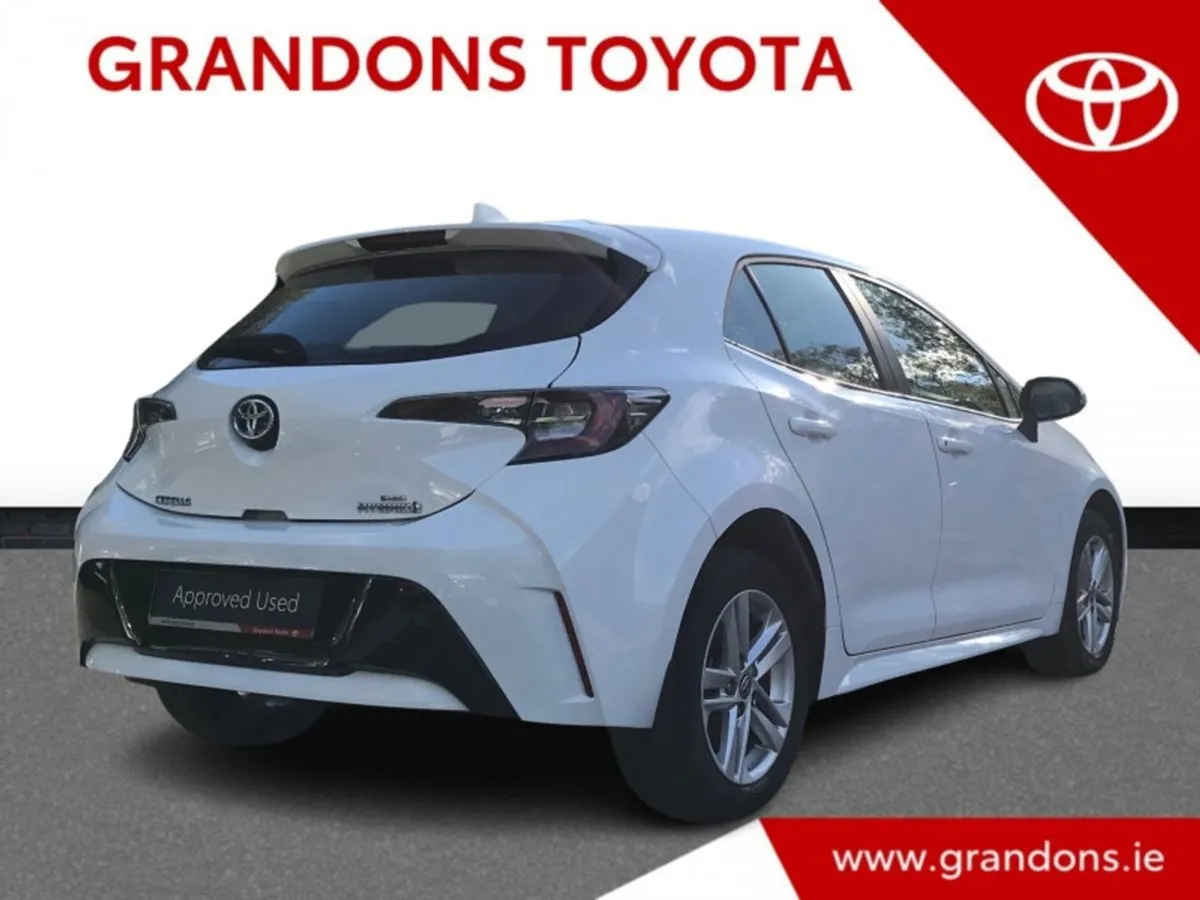 Toyota Corolla Luna Hatchback - Grandons - Image 2