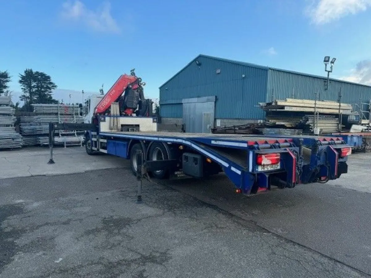 Scania Cheesewedge Plant with 30 Ton Crane 2014 - Image 3