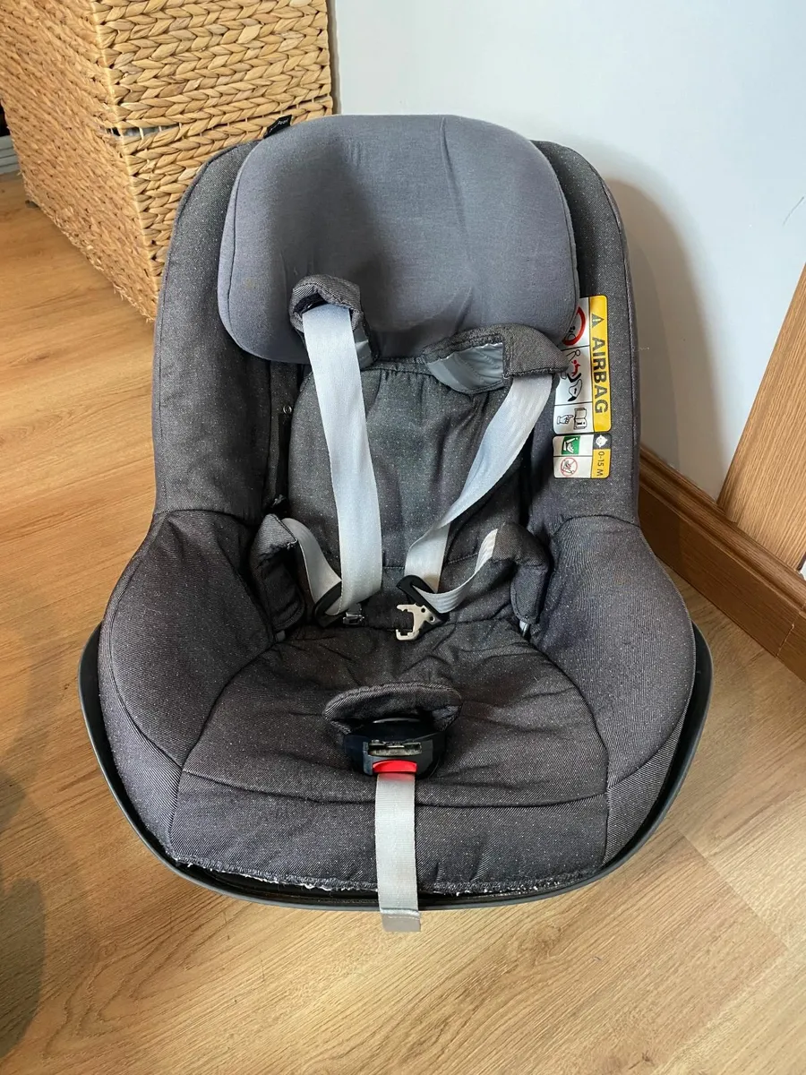 Maxi Cosi Pebble Plus and Pearl 2 Way for sale in Co. Dublin for 140 on DoneDeal