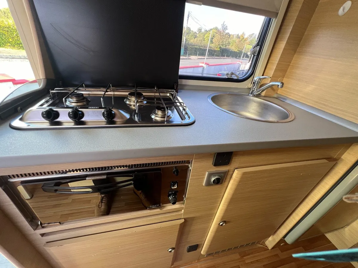 Camper Van (2011) 5 Berth -35000 miles - Image 4