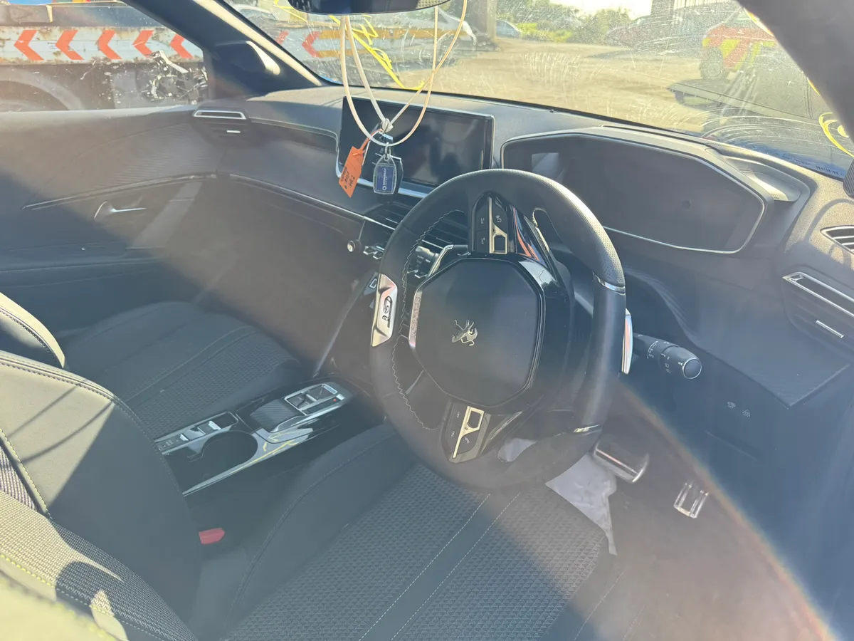 Breaking 2023 Peugeot 208 1.2 GT auto - Image 4