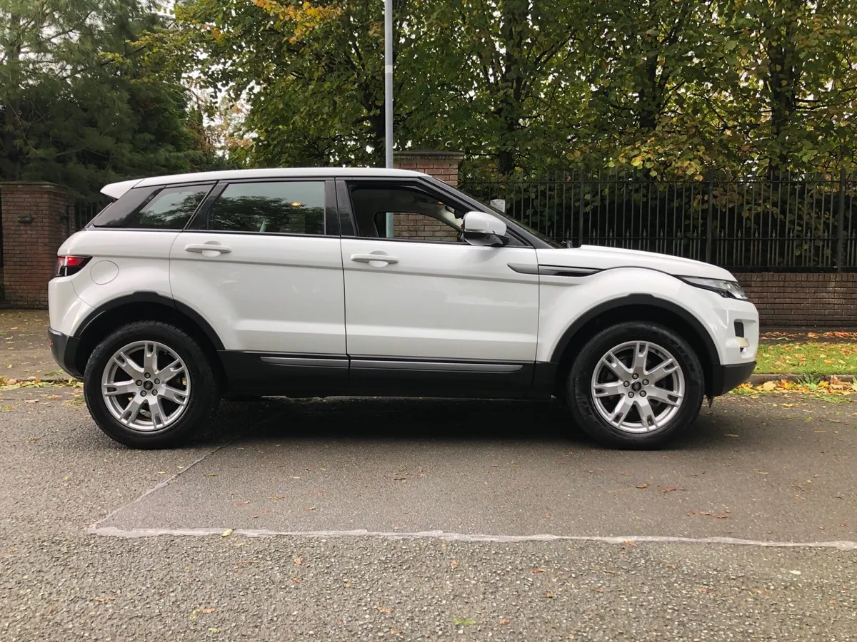 131  Range Rover evoque  pure TD4 - Image 1