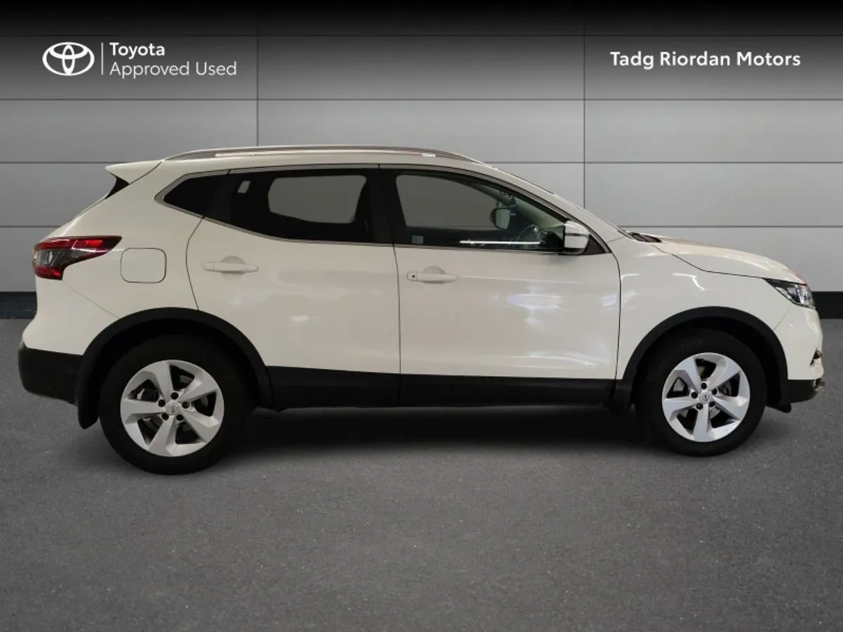 Nissan QASHQAI 1.2 SV 4DR - Image 3