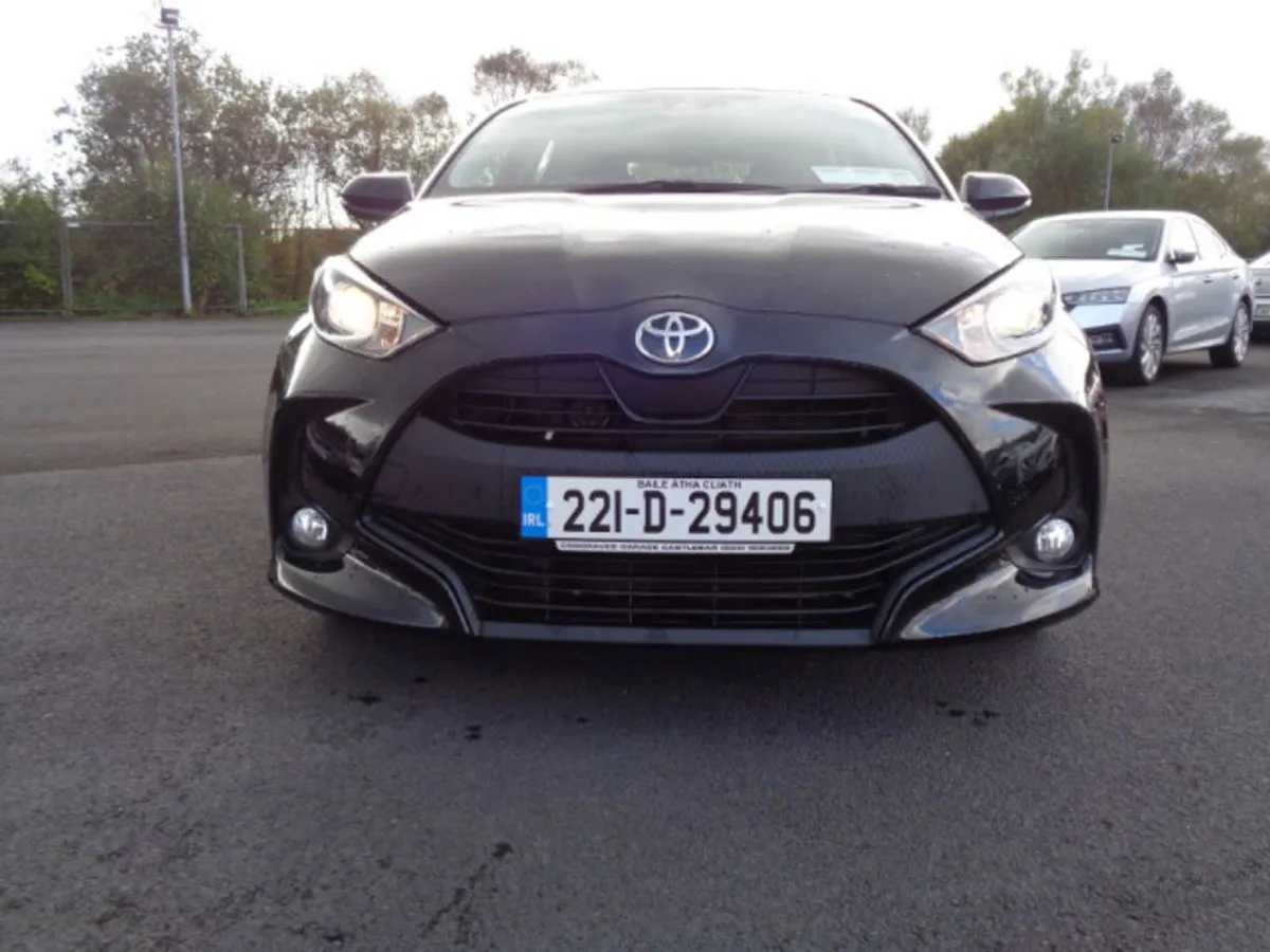 Toyota Yaris 1.0 Luna 4DR - Image 2