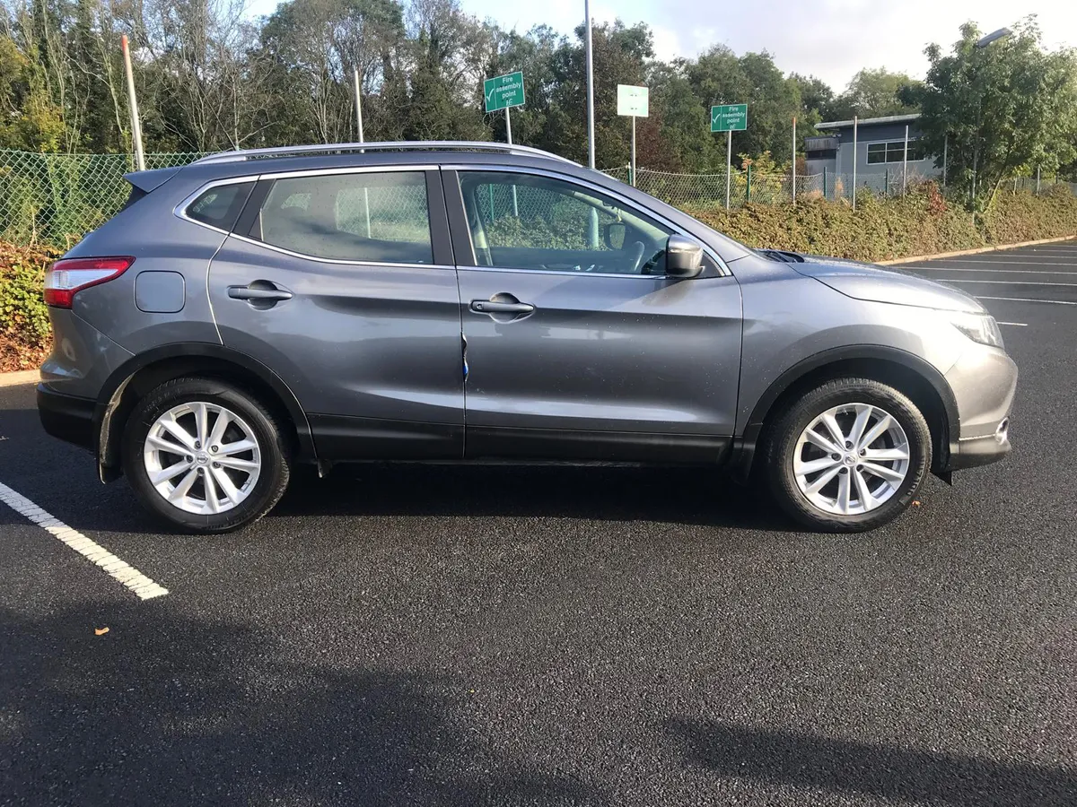 2016 NISSAN QASHQAI 1.5DCI GLASS ROOF - Image 4