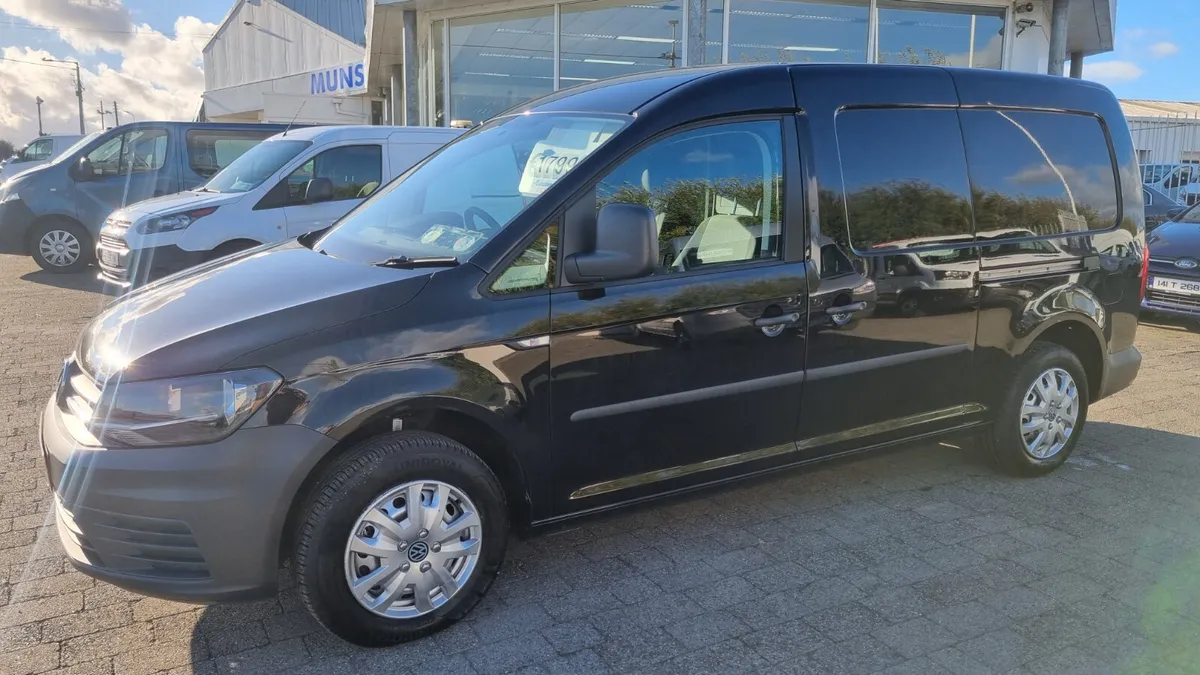 202 VW CADDY MAXI BLACK LOW MILEAGE RARE! - Image 1