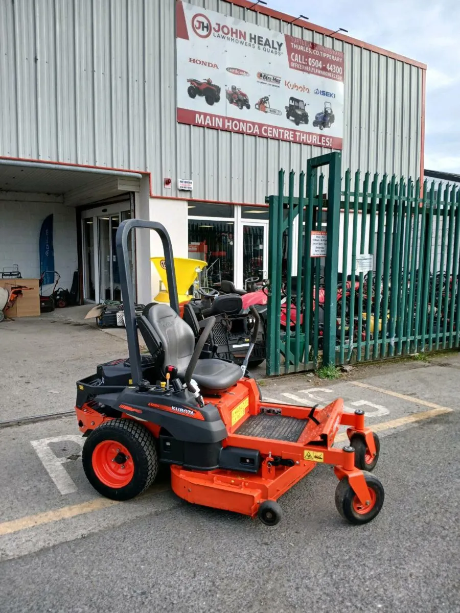 Kubota zero turn mower - Image 1