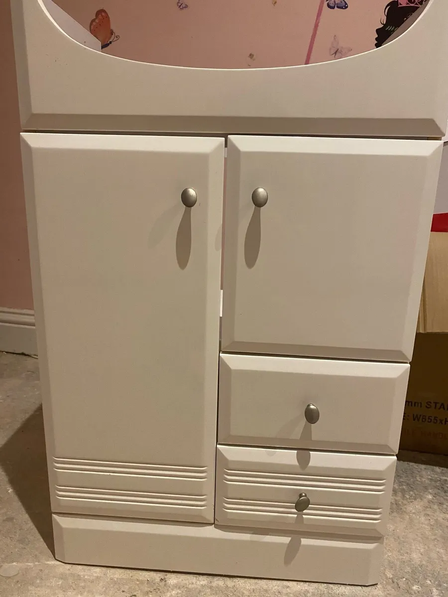 Bathroom vanity unit and sink for sale in Co. Dublin for €85 on DoneDeal