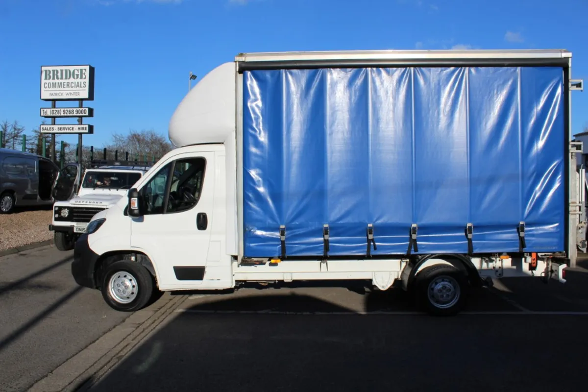 2021 Peugeot Boxer 335 L4 Curtainsider - Image 2