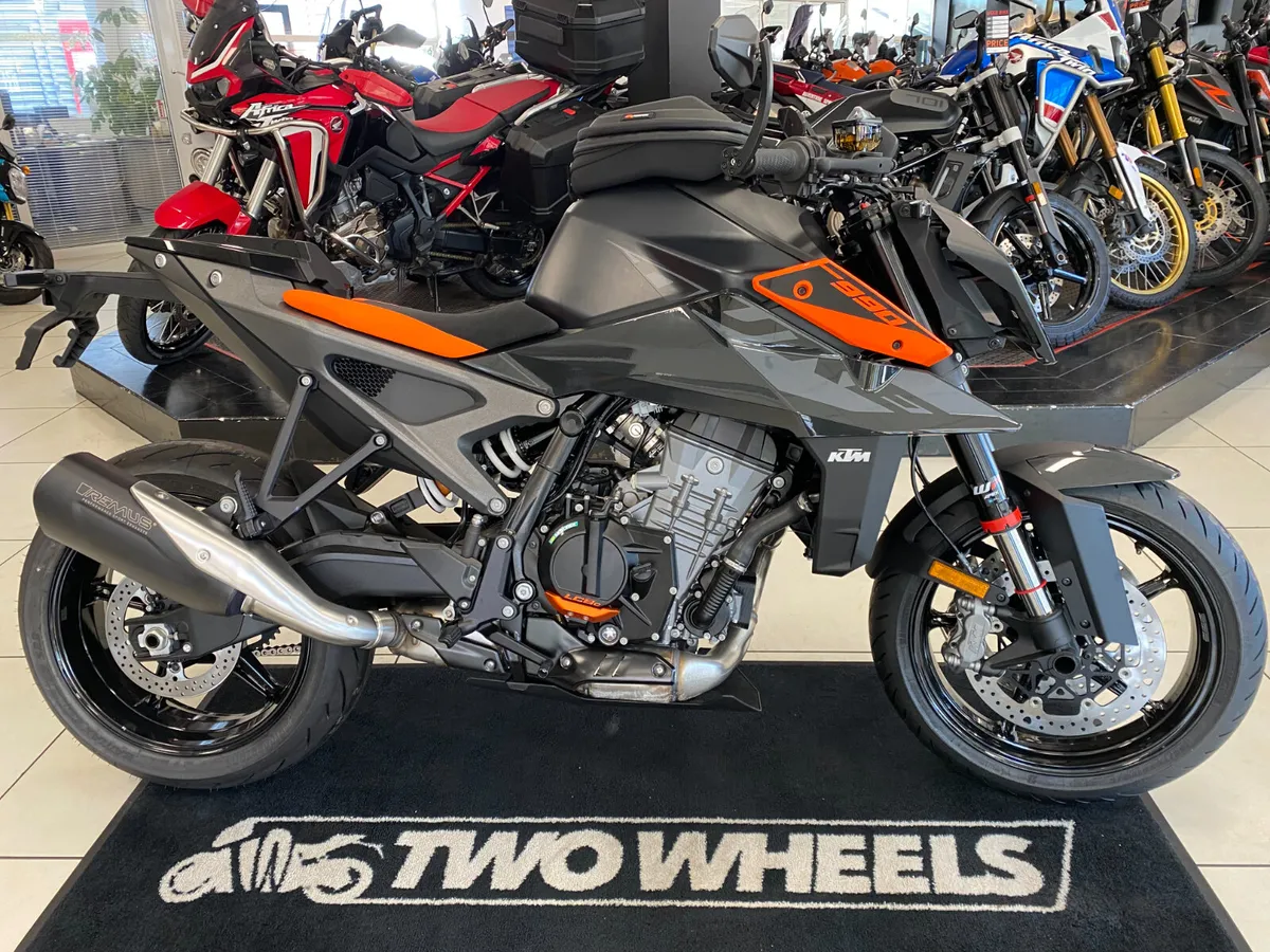 KTM 990 Duke R Display Bike !!!!! - Image 2